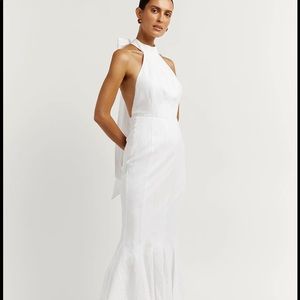 Aisle white linen high neck dress by Dissh.